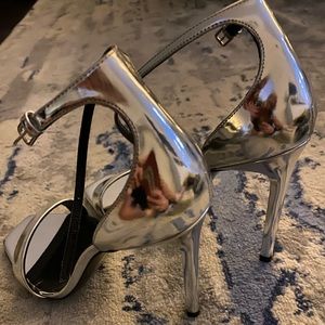 Saint Laurent Silver Heels